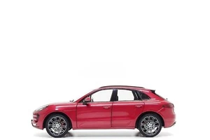 Minichamps 1:18 Porsche Macan Turbo in Impulse Red Metallic - Picture 1 of 13