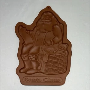 Longaberger Pottery Christmas 1992 Santa Claus Cookie Mold Red Clay - Picture 1 of 9