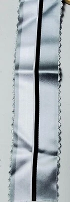 Cinta de grosgrain a rayas plateadas 1,75 yardas X 2,75" Foto 1 de 3