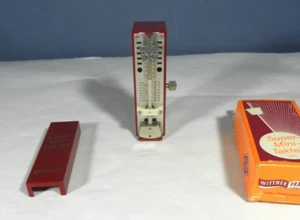 Super Small Wind-Up Metronome - Vintage! - Picture 1 of 4