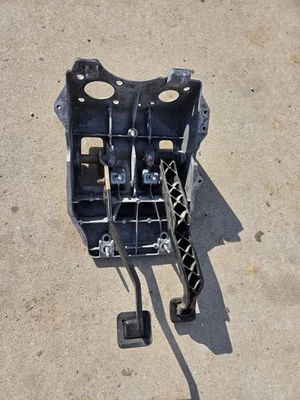 Dodge Ram 1500 2002-2005 montaje de pedal de embrague de freno 55351190AB Foto 1 de 3