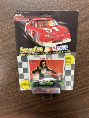 Racing Champions 1991 escala 1:64 NASCAR Kyle Petty's #42 Mello Yello Pontiac Foto 1 de 2