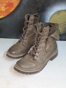 Cliffs by White Mountain, Women's 7 M Boots Brown Lace Up Combat Boots, Pembroke - Picture 1 of 24