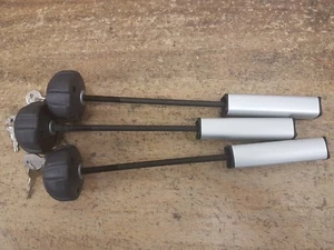3xThule Haltearm gleichschließend f. Adapter m. Schloß u. Schlüssel ohne Klammer - Bild 1 von 3