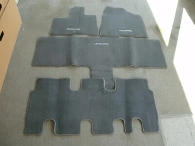 Alfombrillas de fábrica Hyundai Entourage 07-09 Foto 1 de 4