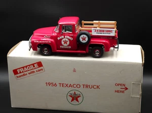 Danbury Mint 1956 Ford F-100 Half-Ton Pickup Texaco Service Truck w/Accessories - Picture 1 of 6