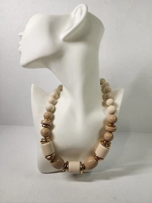 Napier Vintage Chunky Beaded Necklace Neutral Colors Gold Tone 16 inch - Signed - Image 1 of 4