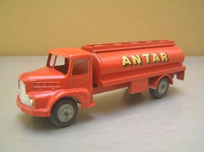 JRD 122 Unic Antar Tanker made in France Near Mint Condition rare - Image 1 of 4