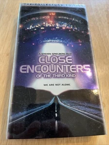 Vintage VHS Close Encounters Of The Third Kind- Collectors Edition - Picture 1 of 3