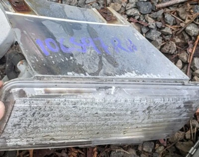 CHEVROLET S10/S15/SONOMA L Front Parklamp/Turn Signal 1998-2004 left and right - Image 1 of 4