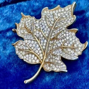 Vintage Trifari Strass Ahornblatt Pin - Bild 1 von 4