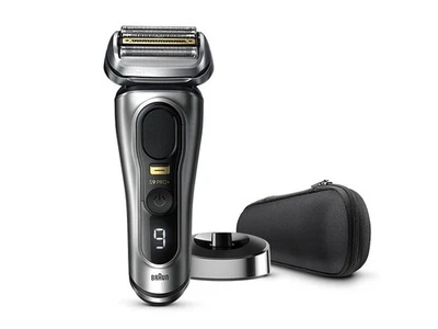 Braun Series 9 Pro+ 9577  Wet & Dry shaver with charging stand and travel case - Image 1 of 3