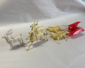 Lote De Colección 5 Reno Caramelo Vagón Navidad Ciervo 2 Trineos Plástico y Celuloide - Imagen 1 de 13