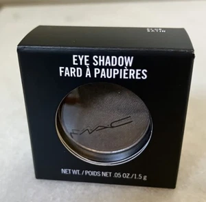 MAC Satin Eye Shadow *CLUB SATIN* / 0.05 oz / New in box / RARE/DISCONTINUED - Picture 1 of 4