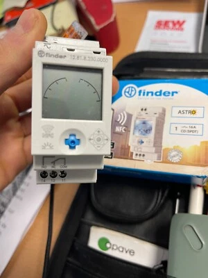 Finder Horloge Astronomique Hebdomadaire Digitale 1 Inverseur - Blanc... - Photo 1/3