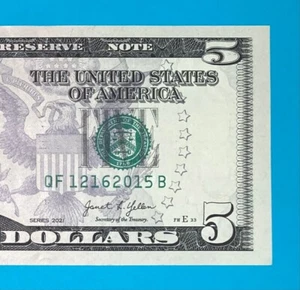 December 16, 2015 : QF 12162015 B BIRTHDAY Note $5 Five Dollar Bill *UNC* - Picture 1 of 3