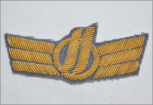 Bulgarian civil Aviation TABSO Pilot tinsel Cockade Badge 1950's - Picture 1 of 3