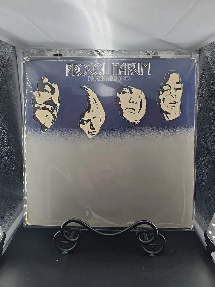 Procol Harum LP Broken Barricades 1971 1st Issue Die-Cut Cover UK PRESS VG/VG - Image 1 of 4