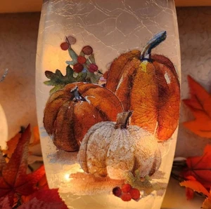 5 Zoll Stony Creek Kürbis Milchglas beleuchtet Thanksgiving Herbst Dekor - Bild 1 von 6