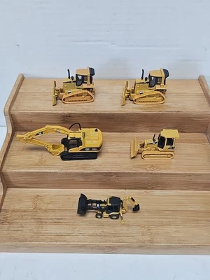 5 Norscot CAT Caterpillar Diecast Lot  - Image 1 of 4