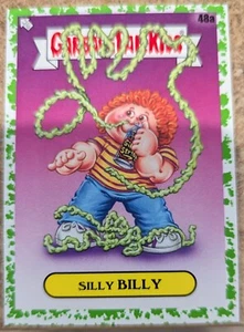 2024 SERIE 1 MÜLLEIMER KIDS AT PLAY GRÜN PARALLEL 48a Silly Billy - Bild 1 von 1