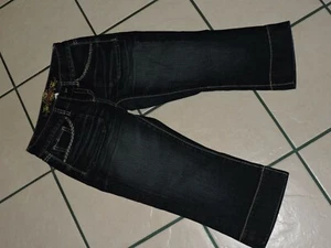 MAURICES BRAND DK WASH EMBROIDERED SZ 1/2 STRETCH COTTON DENIM CAPRIS W28/L20 - Picture 1 of 3