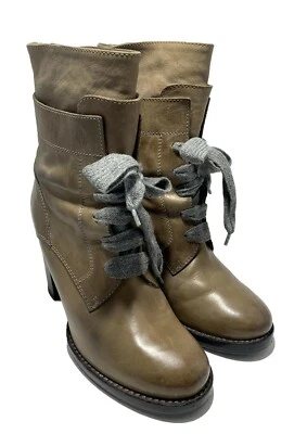 BRUNELLO CUCINELLI TAUPE LEATHER HEEL BOOTIES, 40, $1850 — 第 1/4 张图片