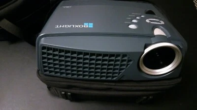 Boxlight CD726C 2500 Lumens 1800:1 Digital Multimedia Projector low hours . - Image 1 of 4
