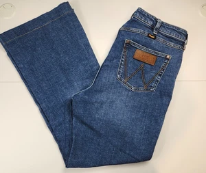 Wrangler High Rise Hose Bootcut Jeans 32x29,5 Hanfmischung Classic Fit - Bild 1 von 9