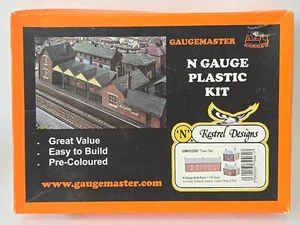 Gauemaster GMKD2001 Kestrel Town Set N Gauge 1:1148 Scale Plastic Model Kit - Picture 1 of 3
