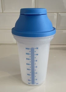Tupperware ALL-IN-ONE Shaker Quick Shake 12 Oz. Blue - Picture 1 of 7