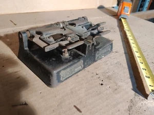 Antique Griswold R2 Motion Picture 35mm Film Splicer Movies - Picture 1 of 8