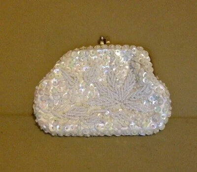 Винтажная дамская сумочка для монет. Жемчуг и блестки. Латунная застежка. - Изображение 1 из 4