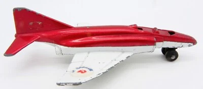 Avión de combate francés Matchbox rojo y blanco Skybusters SB-15 Phantom F4E 1975 Foto 1 de 4