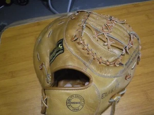 Vintage Regal TG147 First Baseman Glove - Picture 1 of 7