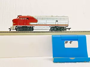SANTA FE HO-AHM FM Tempo Diesel Locomotive #5028 - Picture 1 of 11