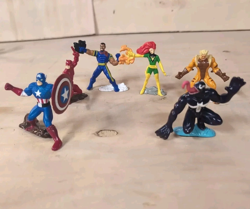 Lote de 6 figuras de X-Men 2005 Marvel Zizzle Zizzlinger 2" Capitán América  Foto 1 de 4