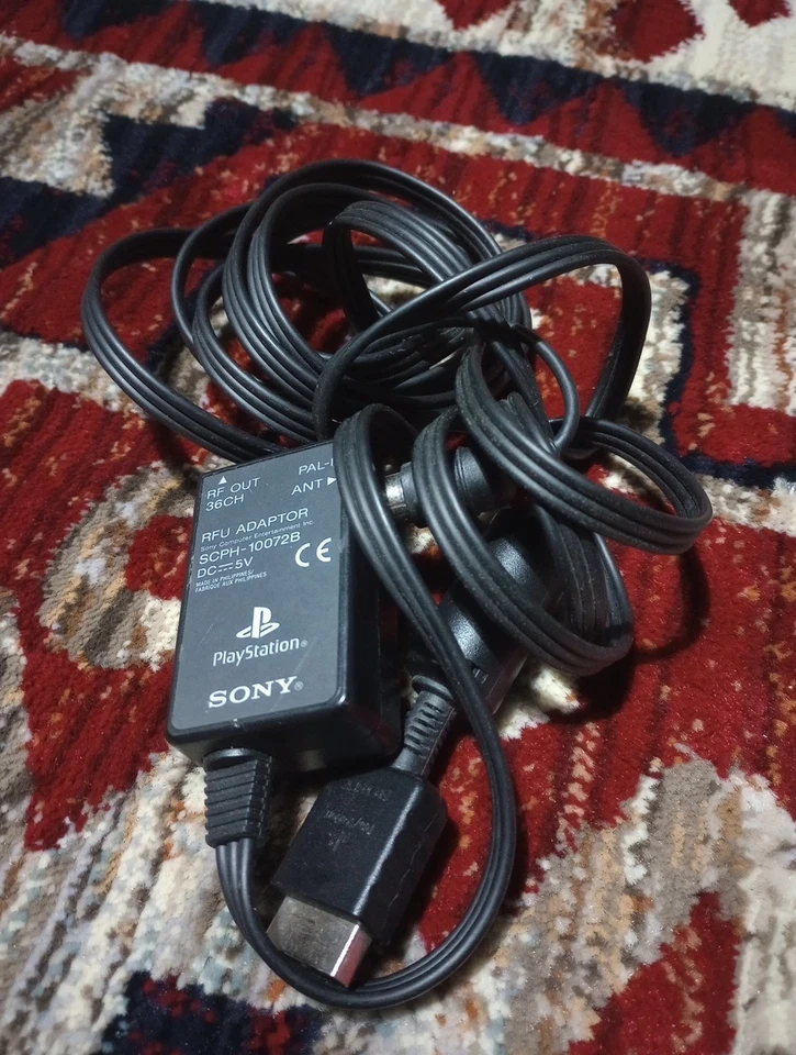 Official Sony PlayStation RFU Adaptor SCPH-10072B - Image 1 of 1