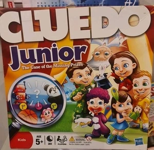 379. CLUEDO JUNIOR BOARD GAME THE CASE OF THE MISSING PRIZES - HASBRO - Picture 1 of 1