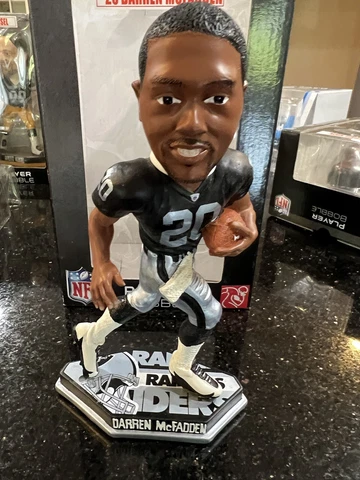 Oakland Raiders Darren Mcfadden NFL Action 2011 Bobblehead Foco Cover