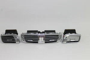 MERCEDES CLS W218 Air vent Set with clock A2188300954 A2188300754 A2188300154 - Bild 1 von 4