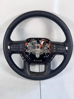 🔥 2019-2025 Ram 1500 加热皮革木质方向盘限量版原始设备制造商新品 — 第 1/4 张图片