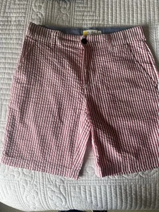 Mini Boden Boys Red And White Seersucker Shorts - 10 Years - Picture 1 of 3