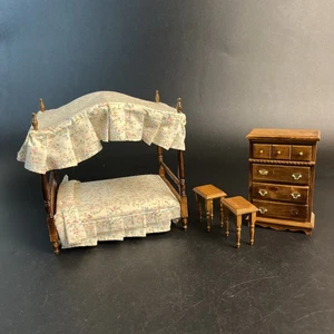 Puppenhaus Holz Himmelbett Himmelbett Blumen Nachttisch Kommode Set Bauernhaus - Bild 1 von 12