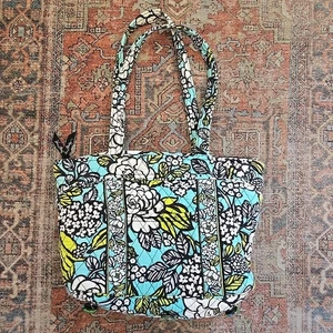 Vera Bradley gesteppte Tasche Blumenmuster blau grün weiß schwarz Reißverschluss - Bild 1 von 15