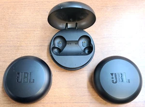 (LOTE DE 3) ESTUCHE DE CARGA AURICULARES BLUETOOTH INTRAUDITIVOS VERDADERAMENTE INALÁMBRICOS JBL FREE - Imagen 1 de 5