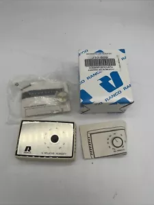 Ranco J10-809 Dehumidistat Wall Mount 24V Low Voltage Humidistat Control - Picture 1 of 6