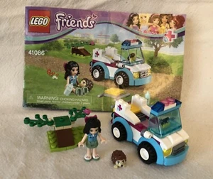 LEGO #41086 FRIENDS Vet Ambulance 100% complete + Manual - Picture 1 of 5