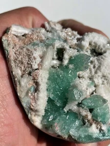 Green Apophyllite pointed Crystal with Stilbite RARE 68x55mm - Picture 1 of 7
