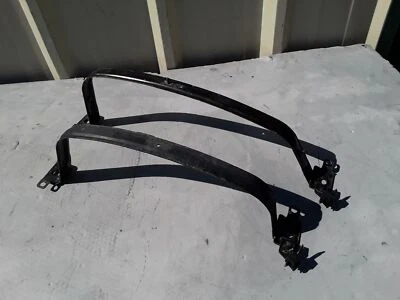 2014-2017 FIAT 500L EASY 1.4L GAS FUEL TANK RESERVOIR BRACKET SUPPORT SET OEM - Image 1 of 4